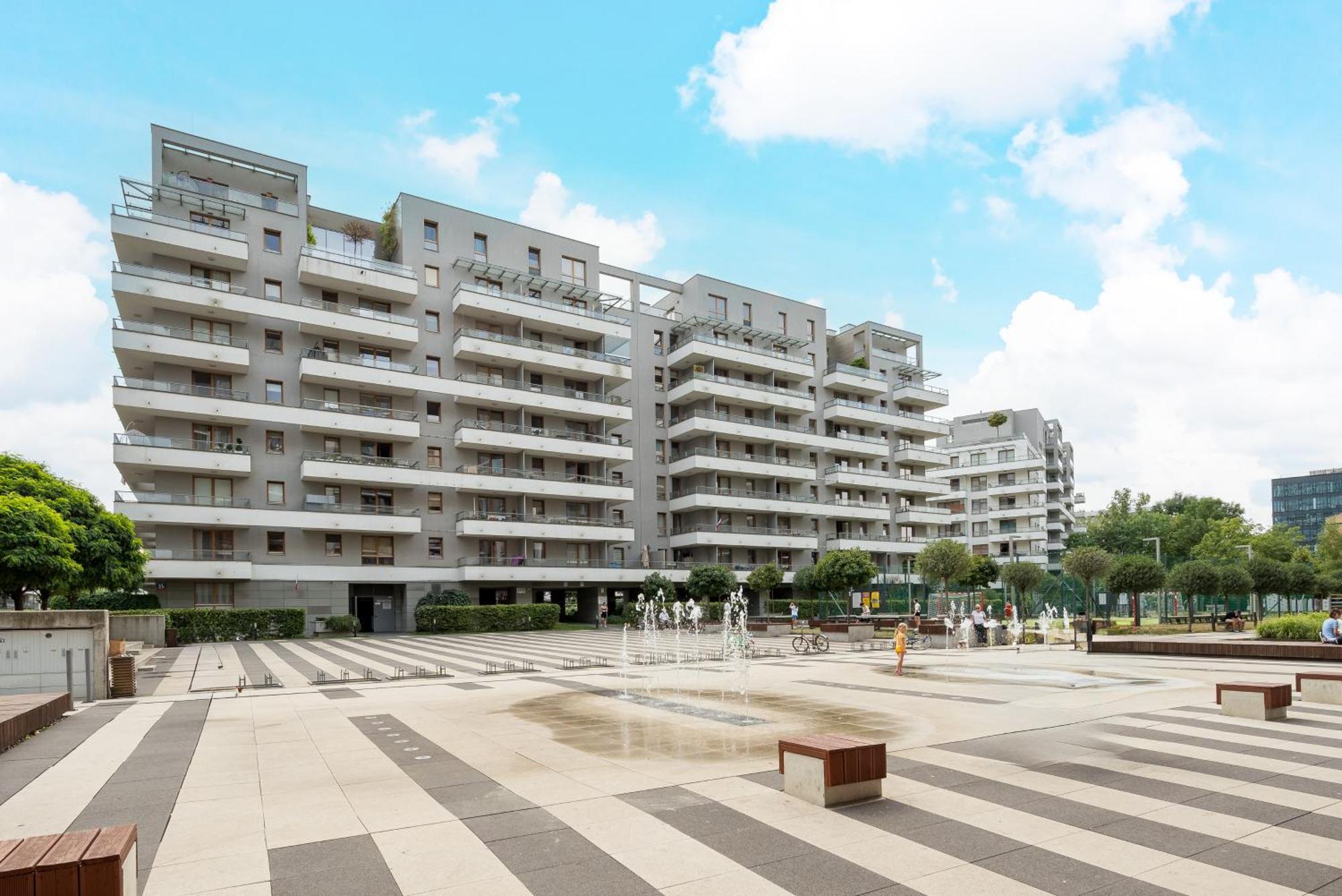 New Varsovia Comfort 569 Esterno foto